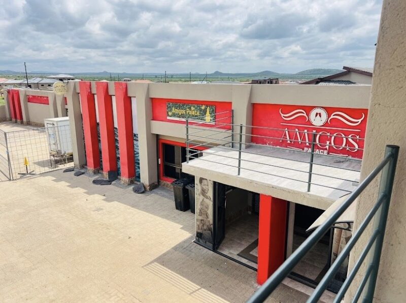 Amigos Palace